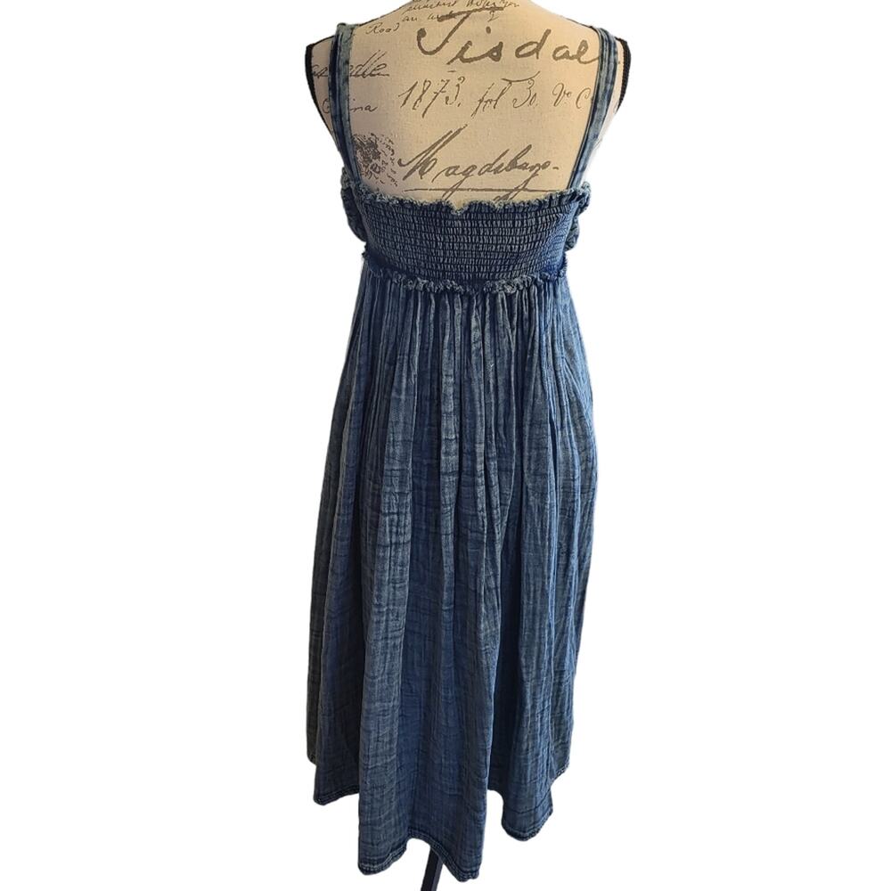 Free People Dolly Midi Dress Blue XS Smocked Tiered Boho Flowy Cottagecore - Picture 8 of 9